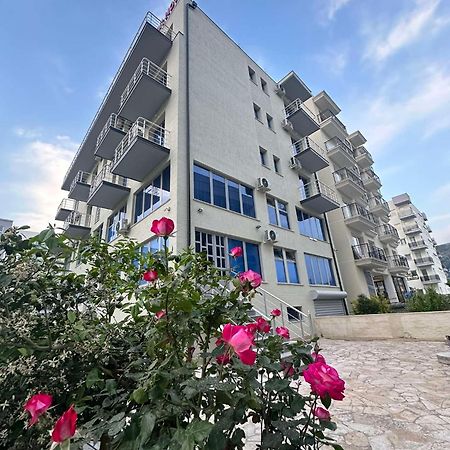 Deor Hotel Shengjin Exterior photo